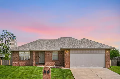 Exterior - 548 N Jester Ave, Republic, MO 65738 photo 1 of 6
