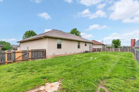 Exterior - 548 N Jester Ave, Republic, MO 65738 photo 6 of 6