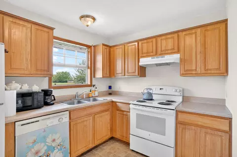 Kitchen - 548 N Jester Ave, Republic, MO 65738 photo 1 of 2