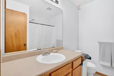 Bath - 548 N Jester Ave, Republic, MO 65738 photo 2 of 2
