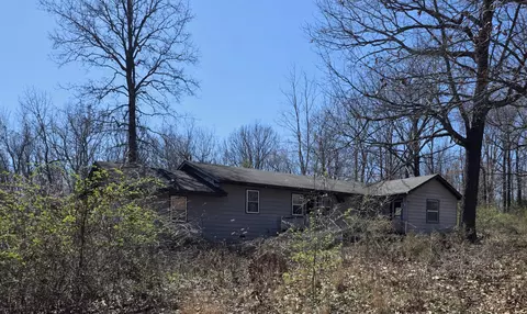 12496 Eveningshade Rd, Plato, MO 65552