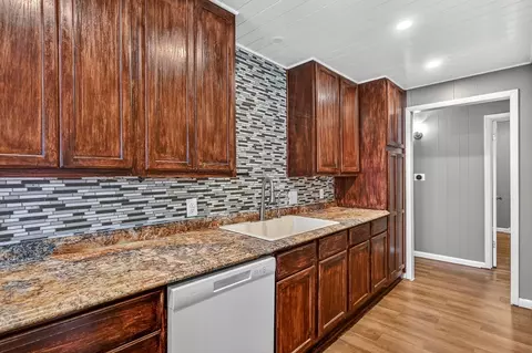 Kitchen - 3156 E Latoka St, Springfield, MO 65804 photo 3 of 3
