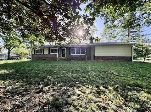 212 Vine St, Mountain View, MO 65548