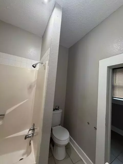 Bath - 906 N Kansas Expy, Springfield, MO 65802 photo 3 of 3