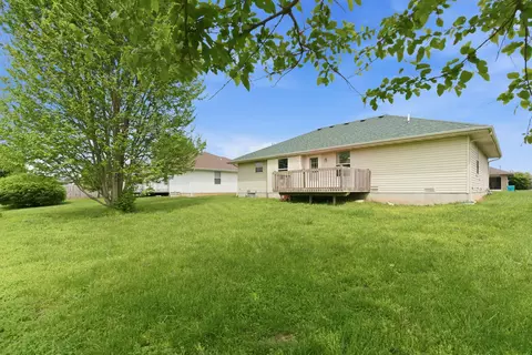 Exterior - 4432 W Huckleberry St, Springfield, MO 65802 photo 8 of 12