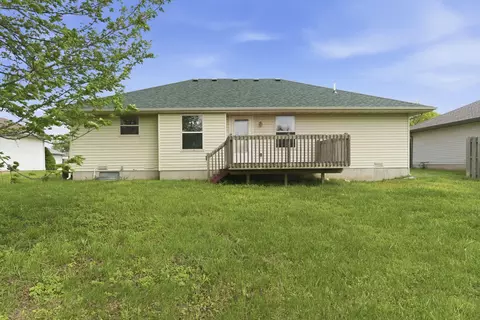 Exterior - 4432 W Huckleberry St, Springfield, MO 65802 photo 11 of 12