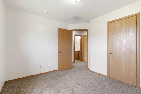 Bedroom - 4432 W Huckleberry St, Springfield, MO 65802 photo 2 of 8