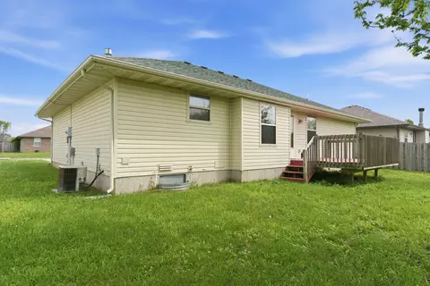 Exterior - 4432 W Huckleberry St, Springfield, MO 65802 photo 12 of 12