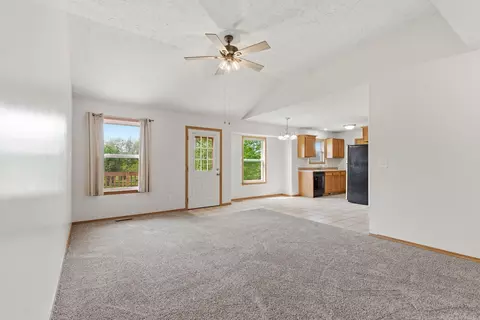 Living - 4432 W Huckleberry St, Springfield, MO 65802 photo 2 of 6