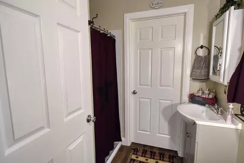 Bath - 17522 E N Hwy, Sheldon, MO 64784 photo 7 of 7