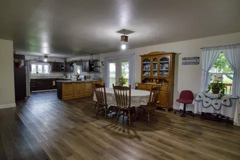 Dining - 17522 E N Hwy, Sheldon, MO 64784 photo 2 of 2