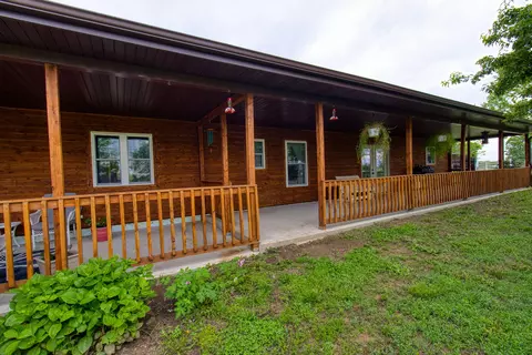 Exterior - 17522 E N Hwy, Sheldon, MO 64784 photo 7 of 29