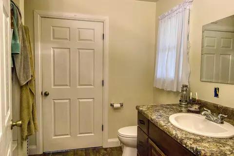 Bath - 17522 E N Hwy, Sheldon, MO 64784 photo 2 of 7