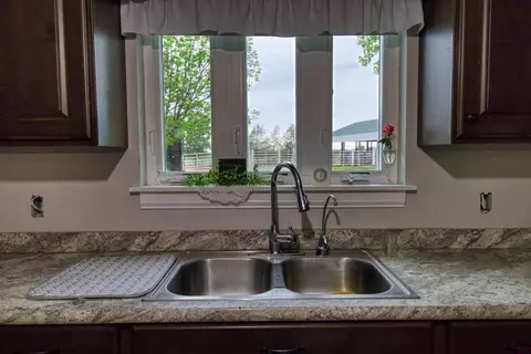 Kitchen - 17522 E N Hwy, Sheldon, MO 64784 photo 5 of 5