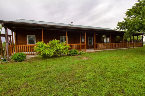 Exterior - 17522 E N Hwy, Sheldon, MO 64784 photo 6 of 29