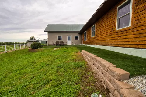 Exterior - 17522 E N Hwy, Sheldon, MO 64784 photo 13 of 29