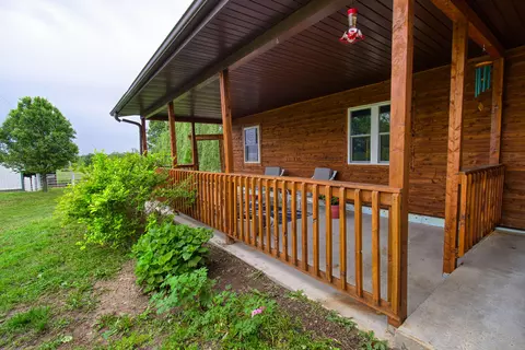 Exterior - 17522 E N Hwy, Sheldon, MO 64784 photo 8 of 29