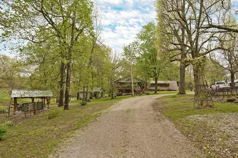 11730 Lawrence 1195 # A, Mount Vernon, MO 65712