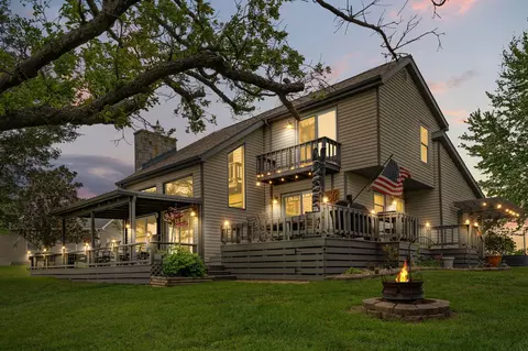 18365 Farm Road 2285, Eagle Rock, MO 65641
