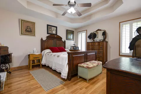 Bedroom - 329 E Lafayette St, Springfield, MO 65810 photo 2 of 3