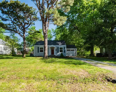 211 E Mill St, Republic, MO 65738