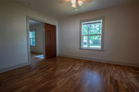 Bedroom - 211 E Mill St, Republic, MO 65738 photo 3 of 4