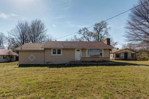 435 S Miller Ave, Springfield, MO 65802