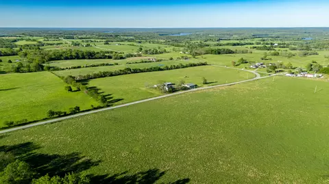 225 State Highway H, Greenfield, MO 65661