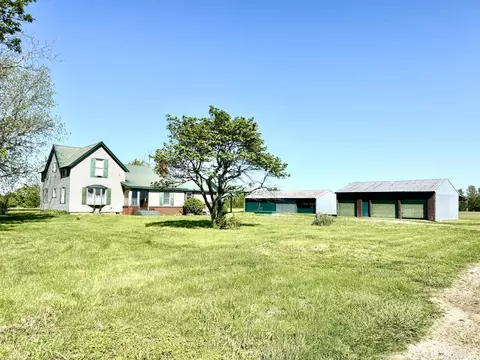225 State Highway H, Greenfield, MO 65661