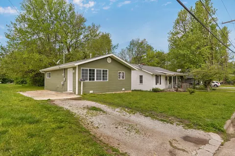 733 N Warren Ave, Springfield, MO 65802