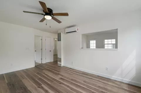Living - 733 N Warren Ave, Springfield, MO 65802 photo 1 of 3