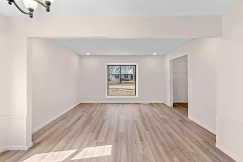 Living - 2104 S Hillcrest Ave, Springfield, MO 65807 photo 3 of 9