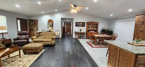 801 Kenny St, Ava, MO 65608 photo 10