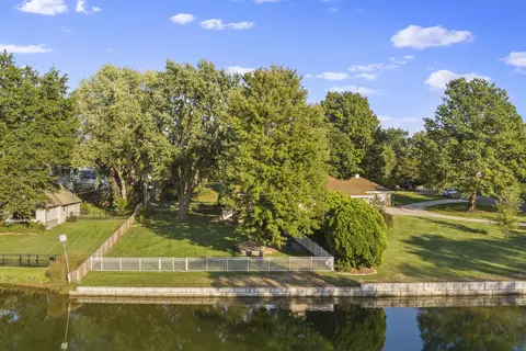 View/Area - 2747 E Rocklyn Rd, Springfield, MO 65804 photo 3 of 7