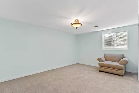 Bedroom - 2747 E Rocklyn Rd, Springfield, MO 65804 photo 7 of 10