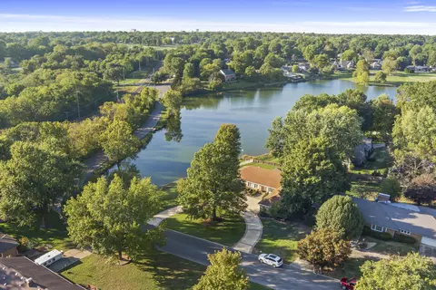 View/Area - 2747 E Rocklyn Rd, Springfield, MO 65804 photo 5 of 7