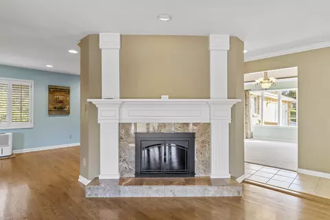 Living - 2747 E Rocklyn Rd, Springfield, MO 65804 photo 8 of 23