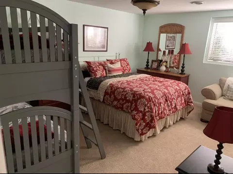 Bedroom - 2747 E Rocklyn Rd, Springfield, MO 65804 photo 10 of 10