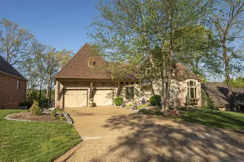 Exterior - 4851 S Landon Ct, Springfield, MO 65810 photo 3 of 17