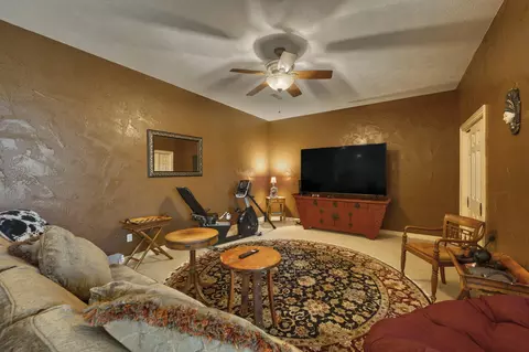 Living - 4851 S Landon Ct, Springfield, MO 65810 photo 10 of 11