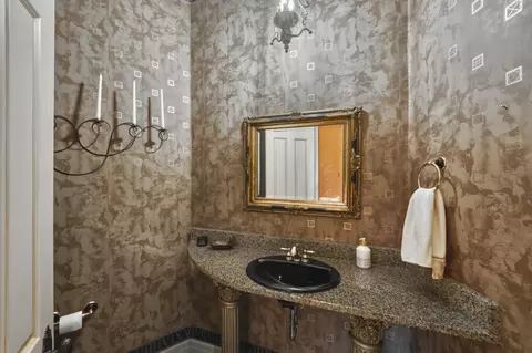 Bath - 4851 S Landon Ct, Springfield, MO 65810 photo 1 of 10