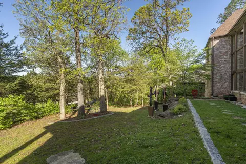 Exterior - 4851 S Landon Ct, Springfield, MO 65810 photo 13 of 17