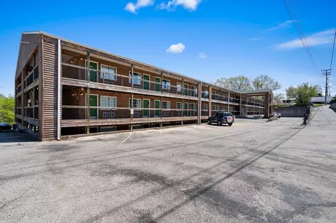Exterior - 982 Indian Point Rd #230, Branson, MO 65616 photo 7 of 17