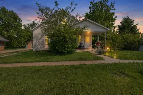 810 Ozark St, Cabool, MO 65689