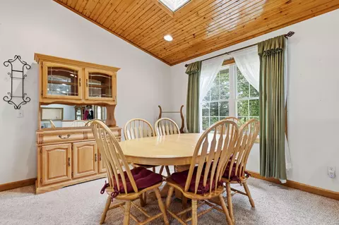 Dining - 1229 E 425th Rd, Bolivar, MO 65613 photo 1 of 2