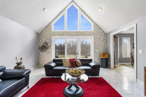 Living - 3550 W Morningside Pl, Springfield, MO 65807 photo 1 of 3