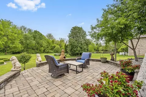 Exterior - 3550 W Morningside Pl, Springfield, MO 65807 photo 6 of 14