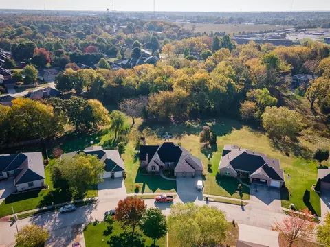 View/Area - 3550 W Morningside Pl, Springfield, MO 65807 photo 1 of 2