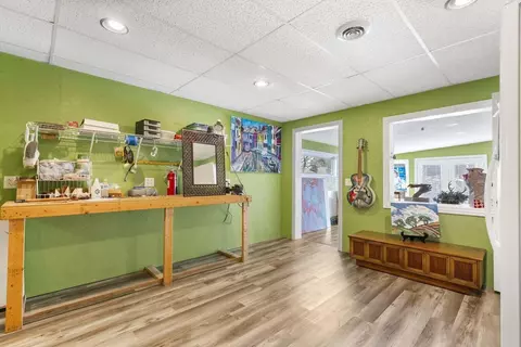 Entry Way - 3550 W Morningside Pl, Springfield, MO 65807 photo 3 of 3