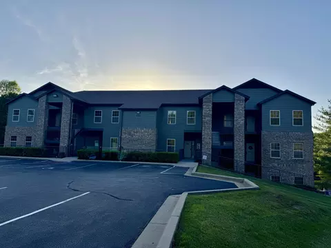 1001 Golf Dr #6, Branson West, MO 65737